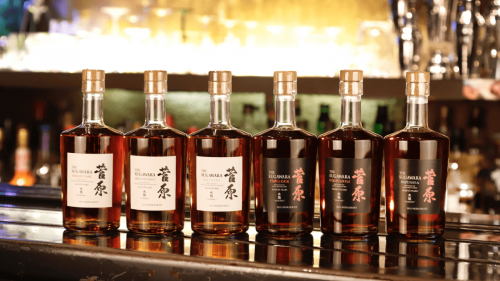 『菅原水鏡 後熟シリーズ』の酒商菅原から、日本らしさにこだわった米の蒸留酒が登場